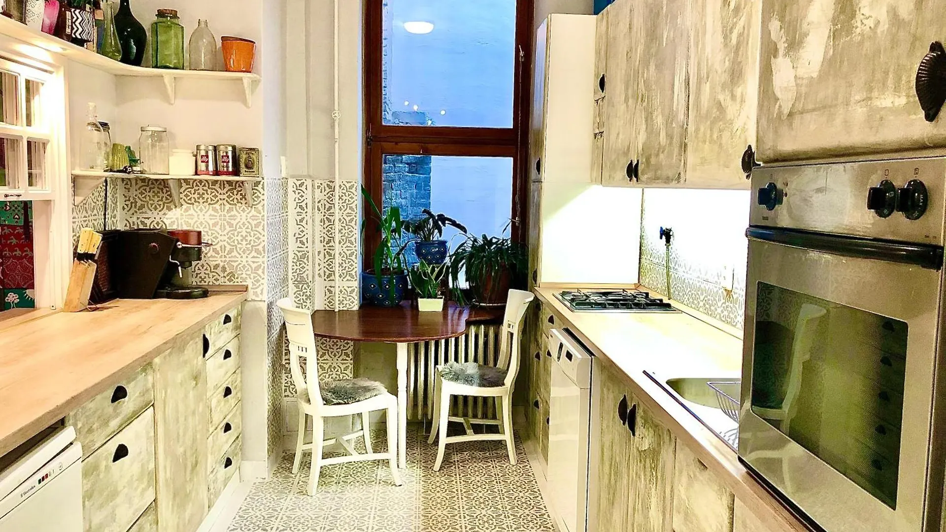Unique Design Flat At Downtown Apartment Budapest